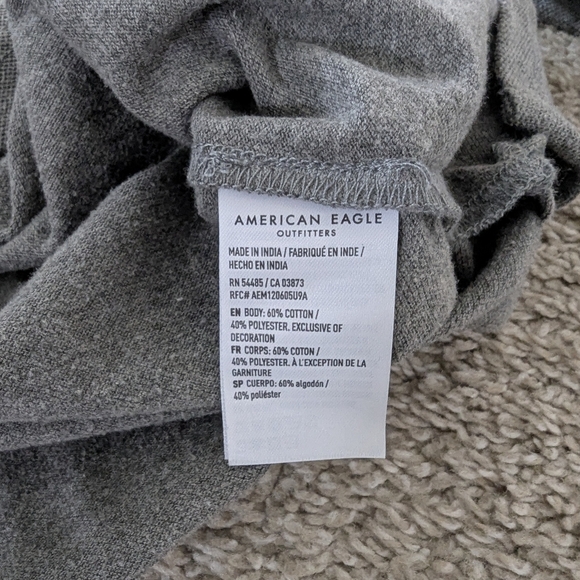 NWT American Eagle Long-Sleeve Polo Shirt Super Soft Standard Fit Grey - Picture 13 of 15